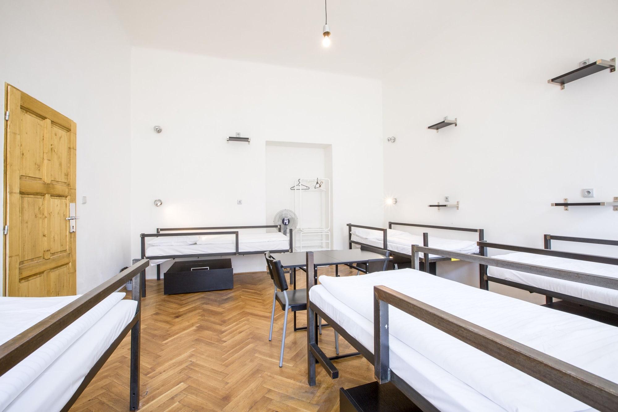 Sophie'S Hostel Prag Dış mekan fotoğraf