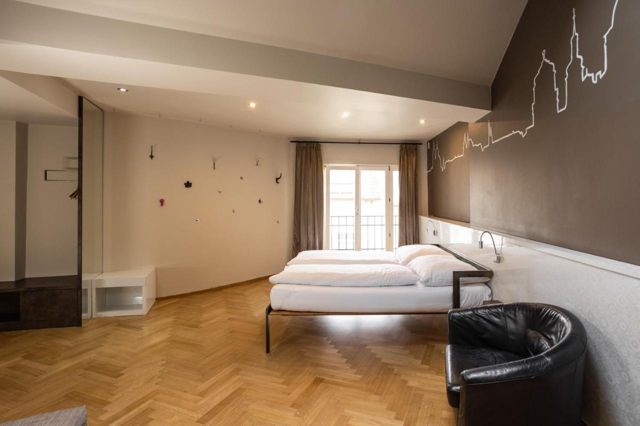 Sophie'S Hostel Prag Dış mekan fotoğraf